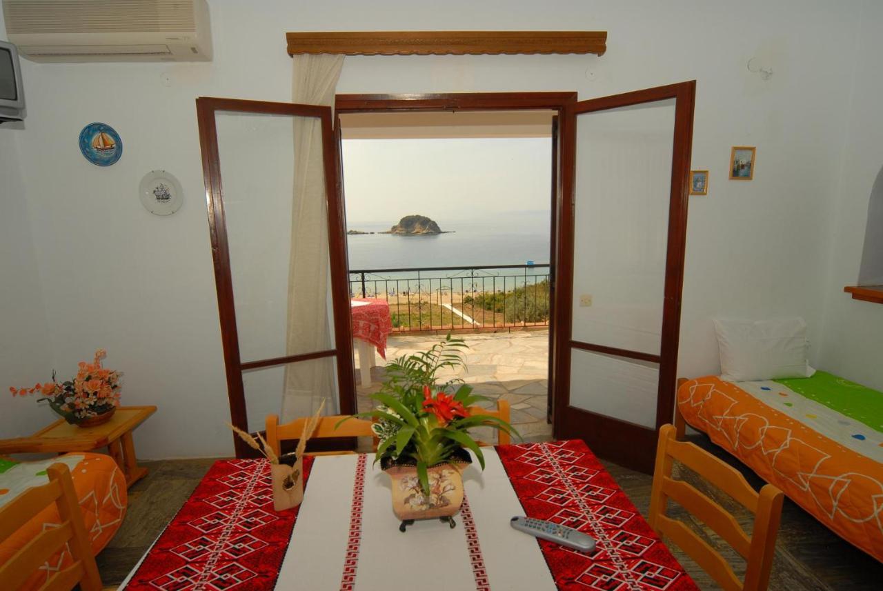 Villa Zaharo And Lilian Apartments Troulos Exterior photo