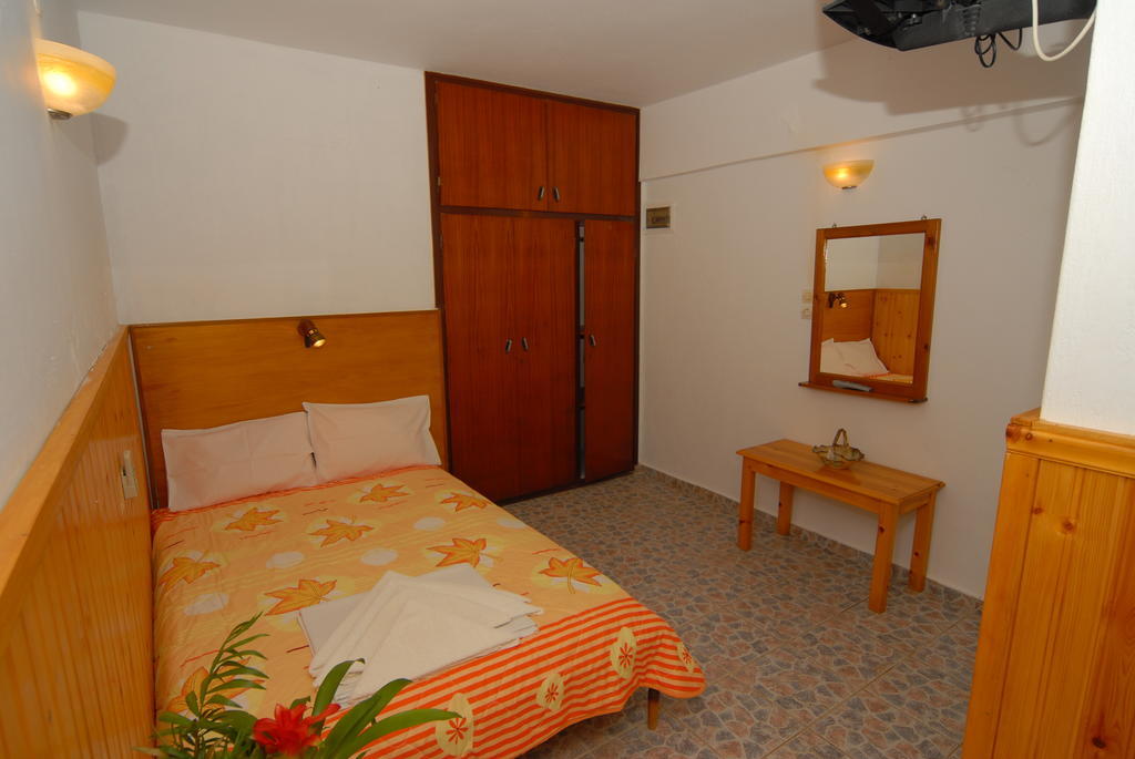 Villa Zaharo And Lilian Apartments Troulos Room photo