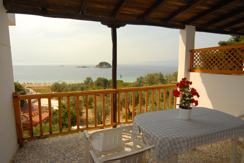 Villa Zaharo And Lilian Apartments Troulos Room photo