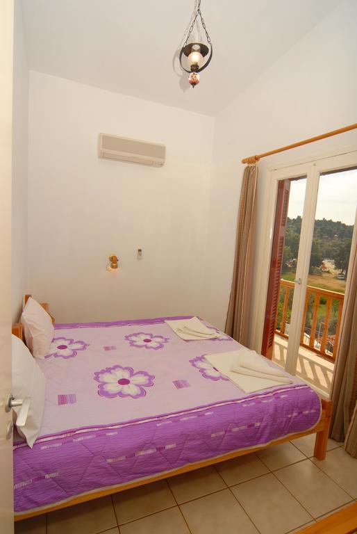 Villa Zaharo And Lilian Apartments Troulos Room photo