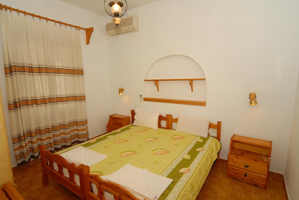 Villa Zaharo And Lilian Apartments Troulos Exterior photo