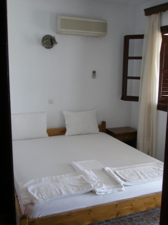 Villa Zaharo And Lilian Apartments Troulos Exterior photo